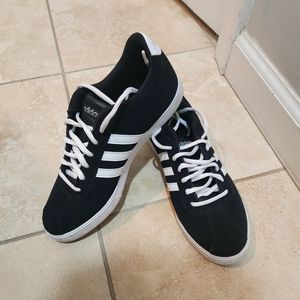Adidas courtset black and white size 7.5